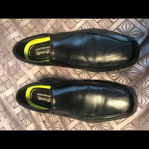 Men’s Bostonian Bolton Free shoes. Size 8